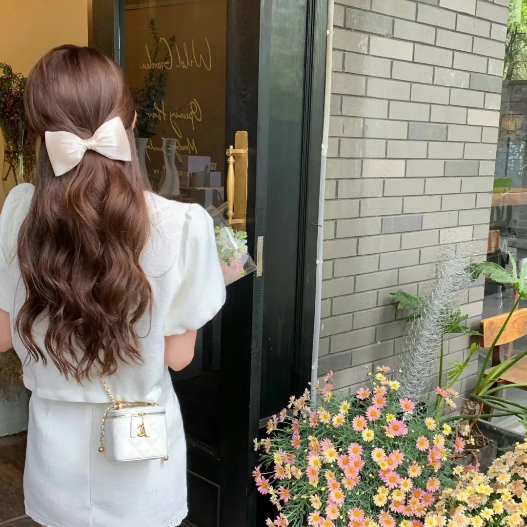 圣山村谜局 海报